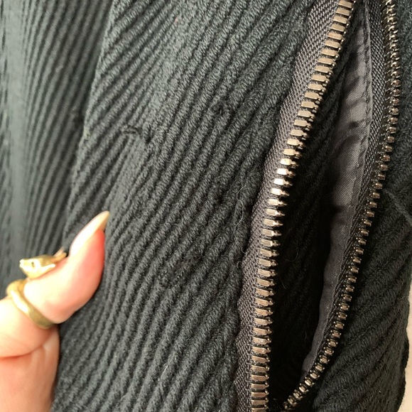 Andrew Marc • Tailored double breasted long coat - Picture 14 of 16